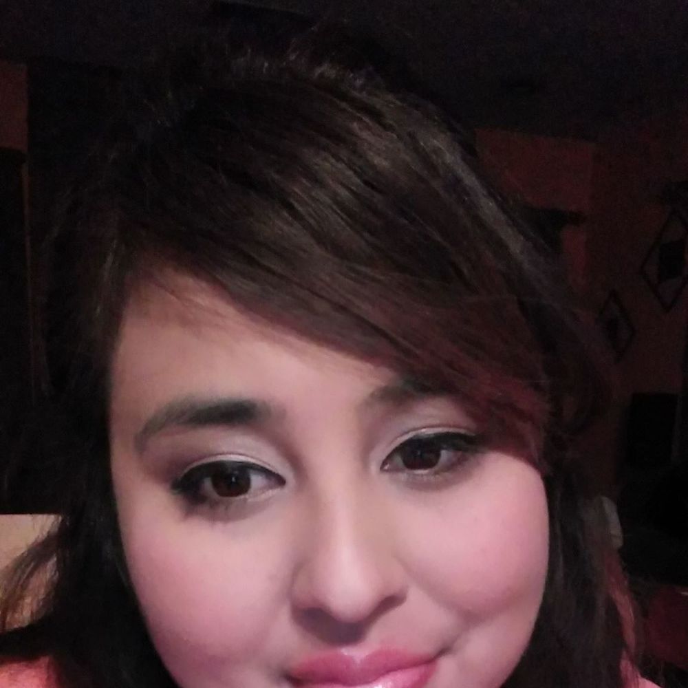 Meet your Posher, Leticia